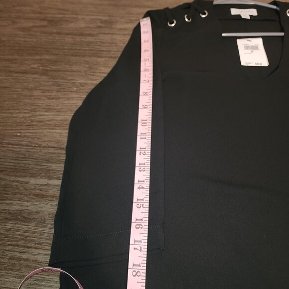 Carmen Marc Valvo Black Chiffon Blouse with lace-up detail NWT Black Sma… - Picture 6 of 8